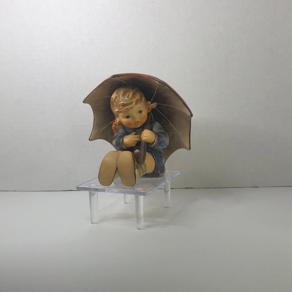 Hummel Boy and Girl with Umbrella 1957 - Picture 3 of 15